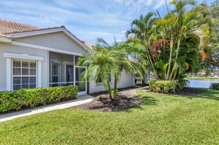 photo 2: 1828 SAN SILVESTRO DRIVE, VENICE FL 34285