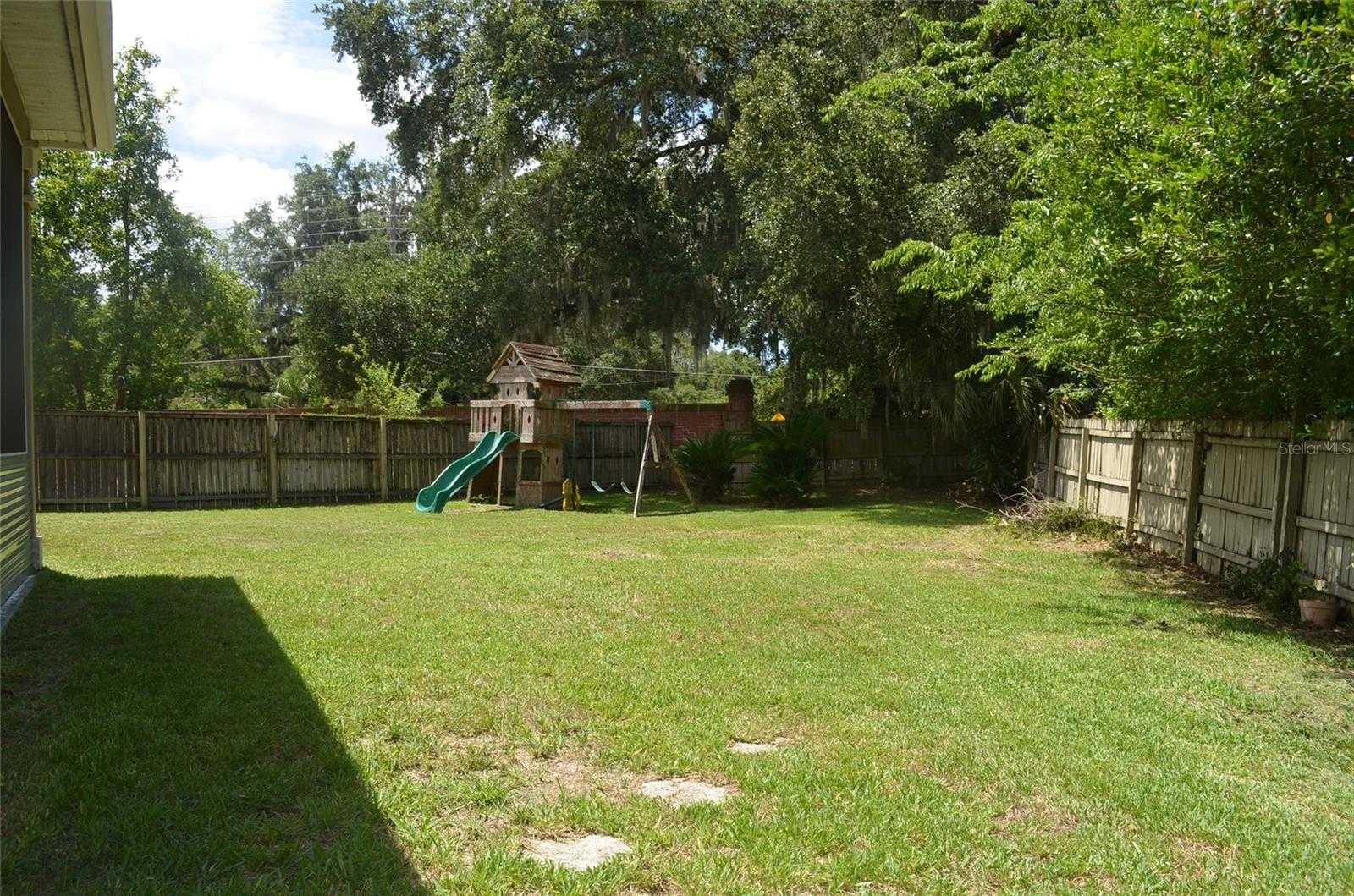 photo 3: 3737 NW 39TH PLACE, GAINESVILLE FL 32606