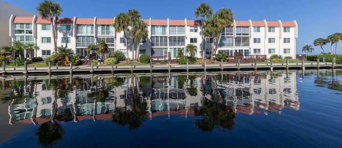 photo 2: 240 SANTA MARIA STREET Unit 225, VENICE FL 34285