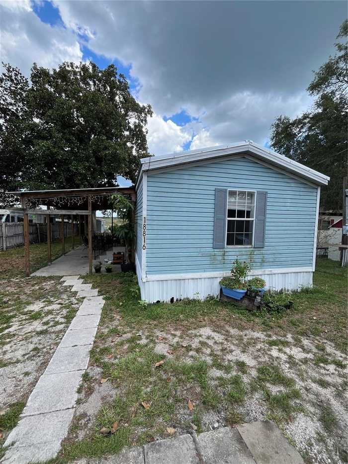 photo 1: 18816 SE 19TH PLACE, SILVER SPRINGS FL 34488