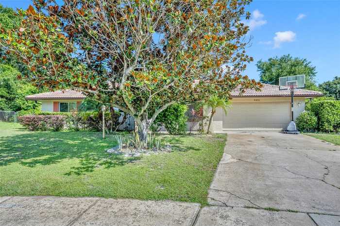 photo 2: 8401 CAMBAY AVENUE, ORLANDO FL 32817