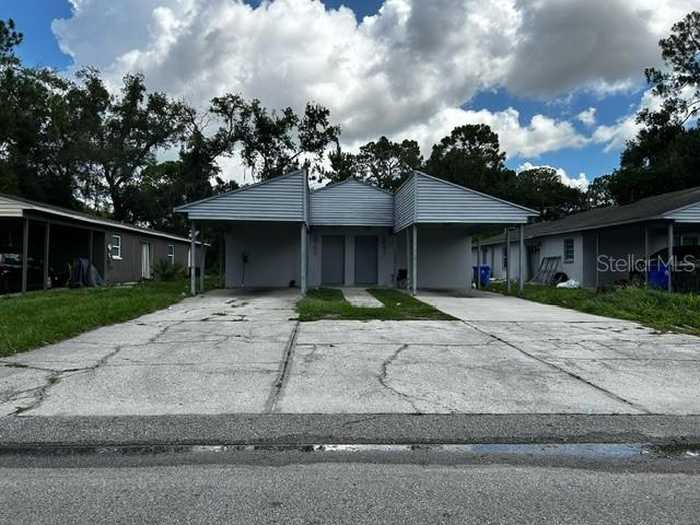 photo 1: 2538 CHESTNUT WOODS DRIVE, LAKELAND FL 33815