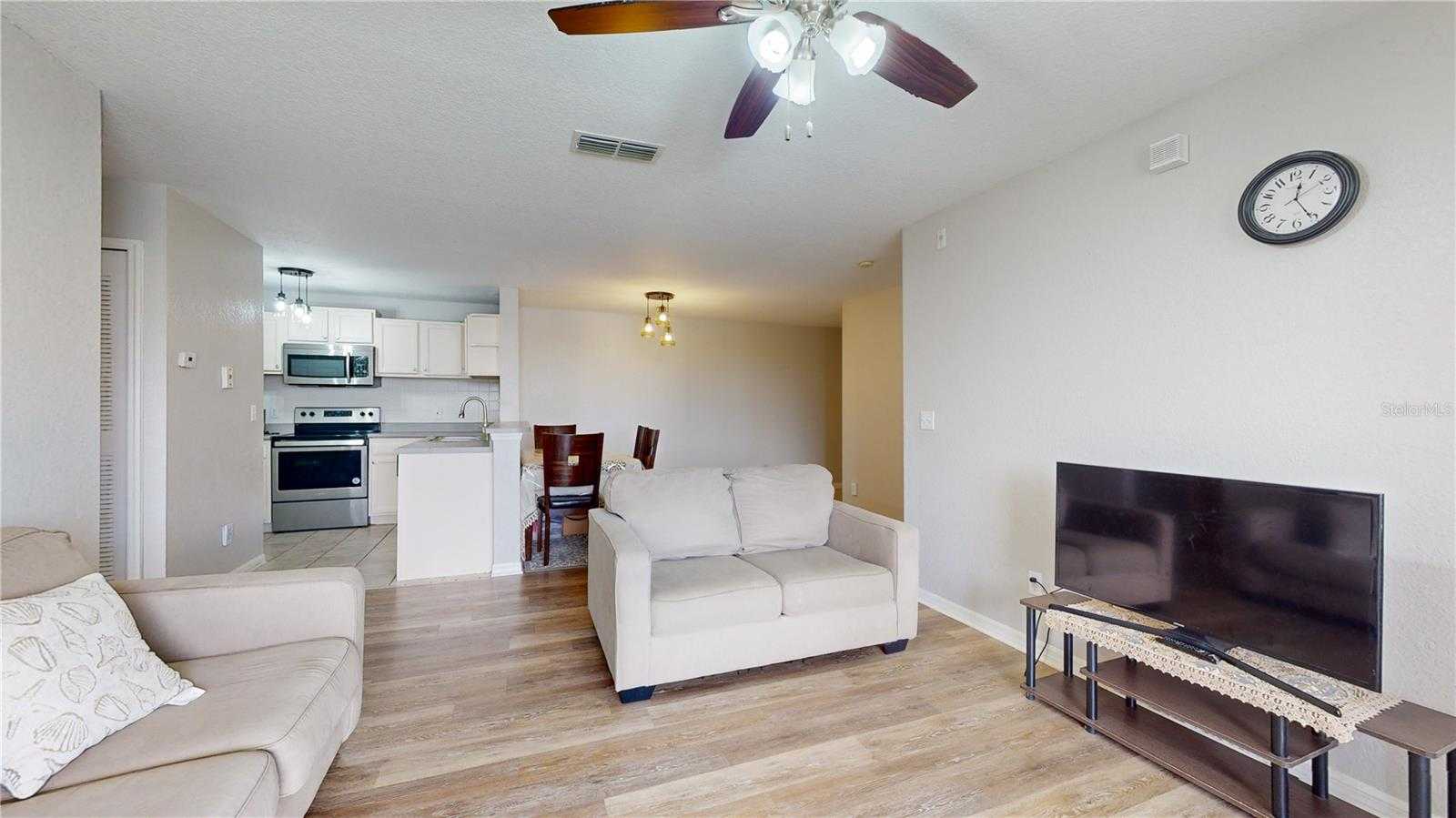 photo 3: 8801 LATREC AVENUE Unit 8208, ORLANDO FL 32819