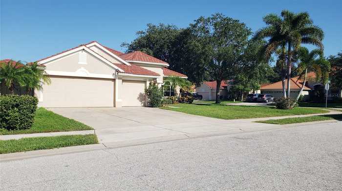 photo 2: 6108 46TH LANE E, BRADENTON FL 34203