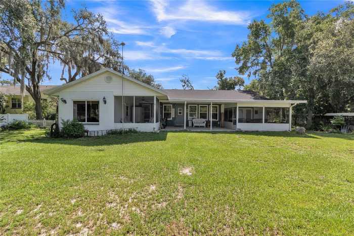 photo 2: 4939 LAKEWOOD DRIVE, RIDGE MANOR FL 33523