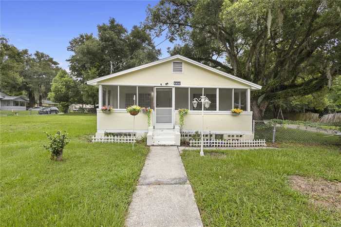 photo 1: 409 W BERESFORD AVENUE, DELAND FL 32720