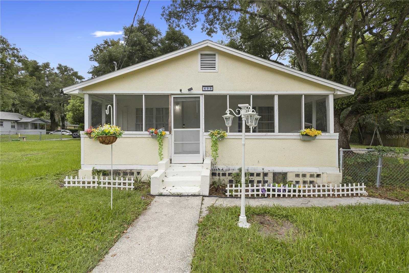 photo 2: 409 W BERESFORD AVENUE, DELAND FL 32720