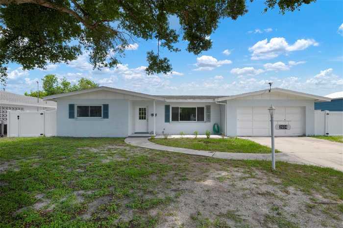 photo 1: 2604 27TH AVENUE DRIVE W, BRADENTON FL 34205