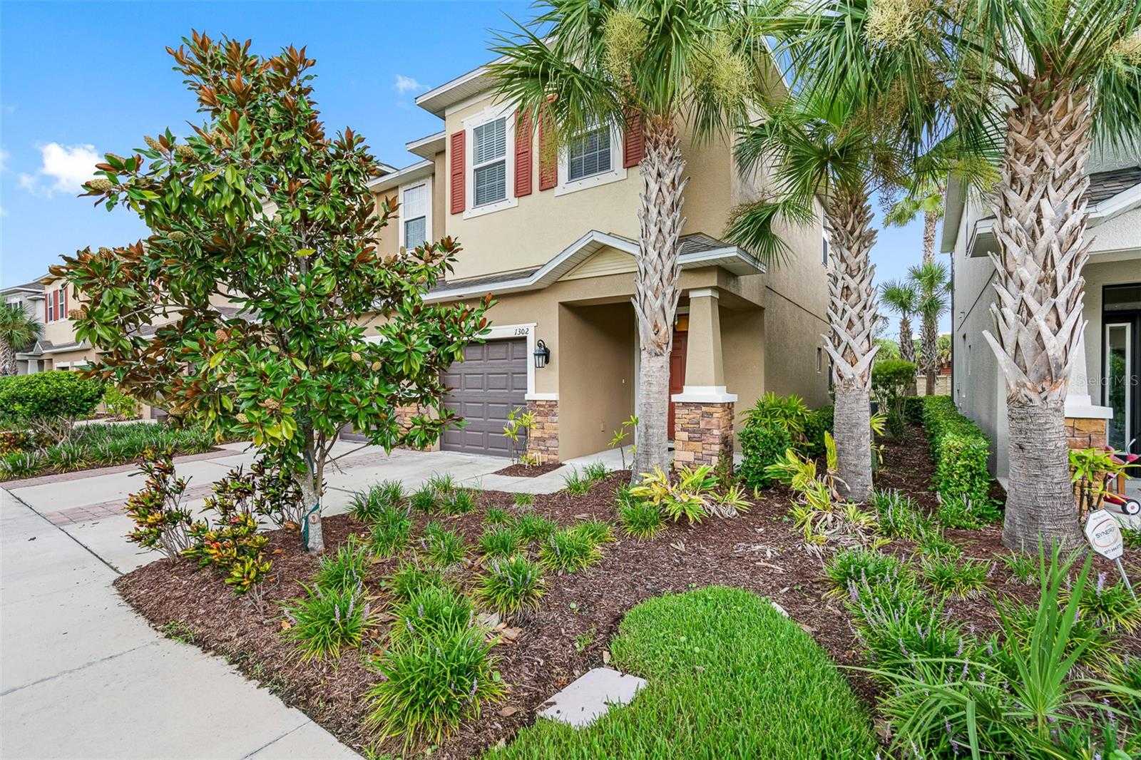 photo 2: 1302 SYRAH DRIVE, OLDSMAR FL 34677