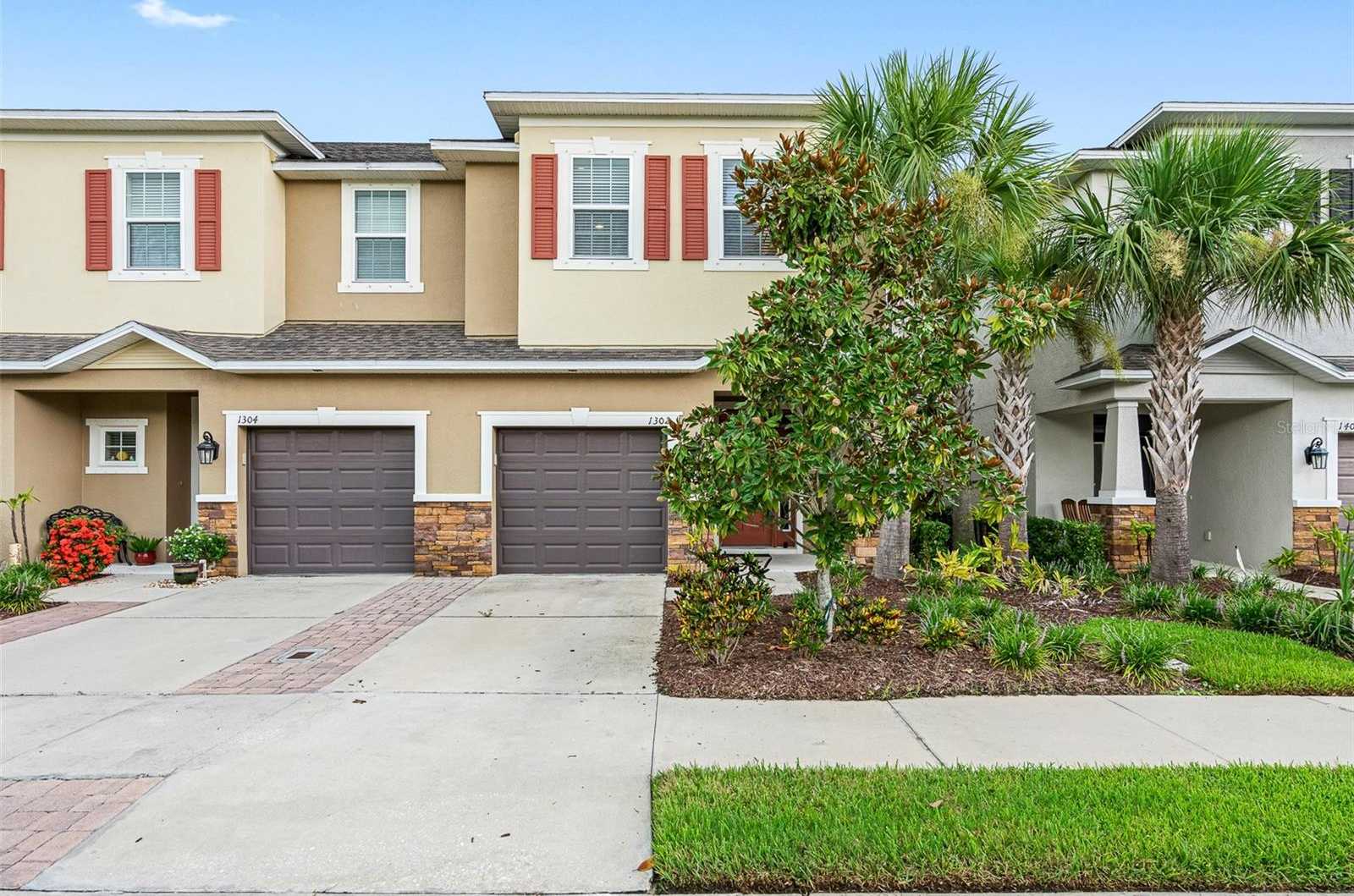 photo 3: 1302 SYRAH DRIVE, OLDSMAR FL 34677