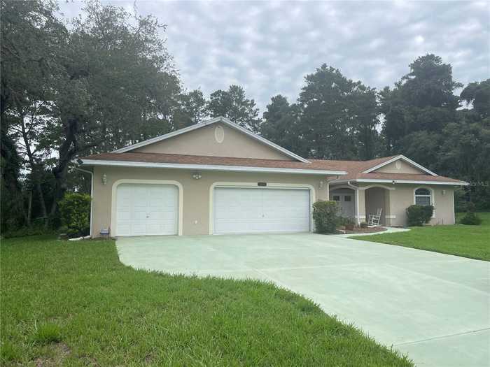 photo 2: 11179 S WOODLAND WATERS BOULEVARD, WEEKI WACHEE FL 34613