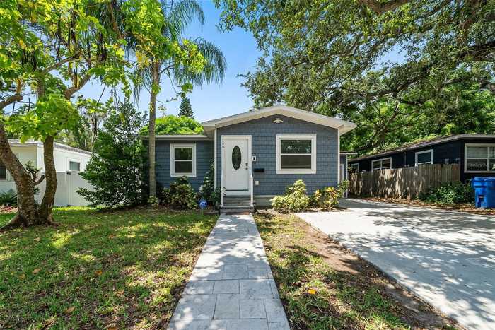 photo 1: 726 38TH AVENUE N, SAINT PETERSBURG FL 33704