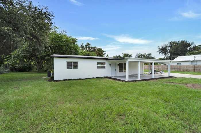 photo 2: 9920 DAVIS STREET, GIBSONTON FL 33534