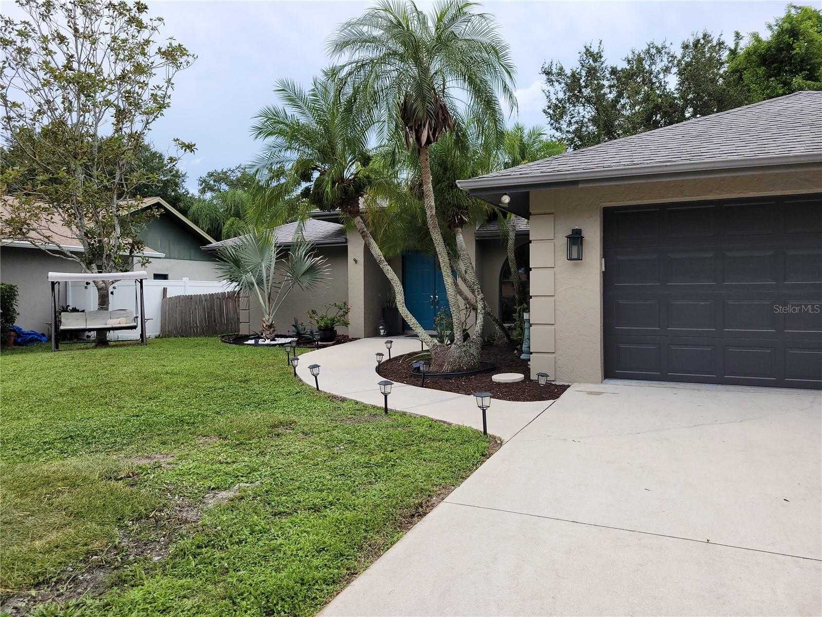 photo 3: 4190 ARROW AVENUE, SARASOTA FL 34232