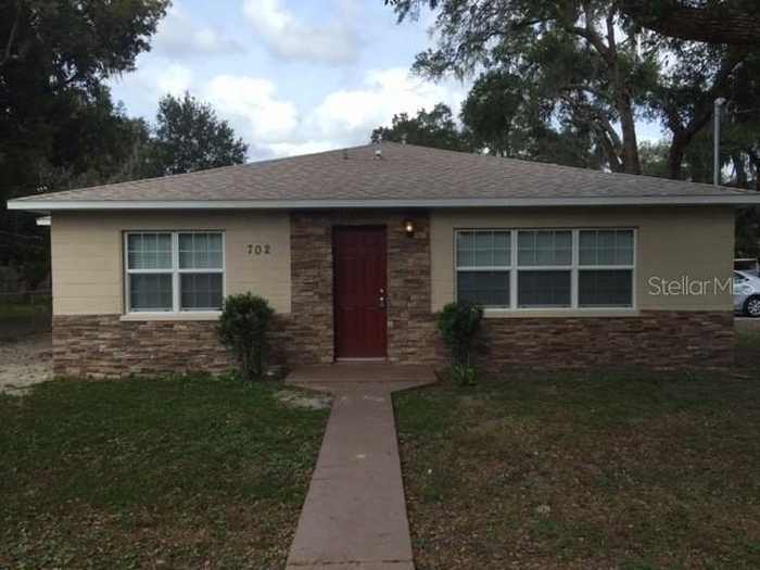 photo 1: 702 W CHERRY STREET, PLANT CITY FL 33563