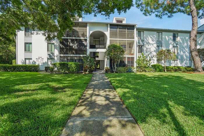 photo 1: 1344 PINE RIDGE CIRCLE E Unit D2, TARPON SPRINGS FL 34688