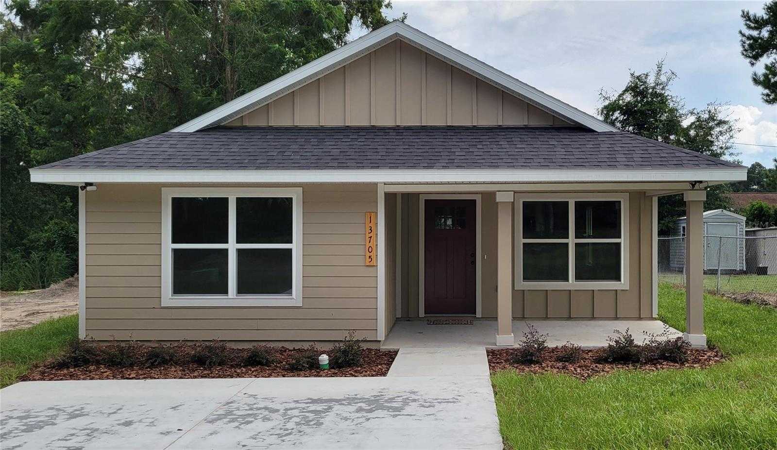 photo 1: 13705 NW 151ST PLACE, ALACHUA FL 32615