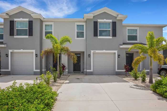 photo 1: 1844 PLEASANT MAPLE COURT, BRADENTON FL 34211