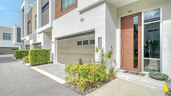 photo 2: 251 COSMOPOLITAN COURT, SARASOTA FL 34236