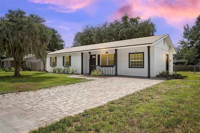 photo 1: 660 ORANGE AVENUE, LONGWOOD FL 32750