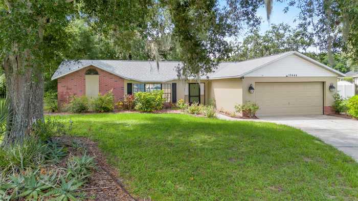 photo 1: 10444 SUMMIT SQUARE DRIVE, LEESBURG FL 34788