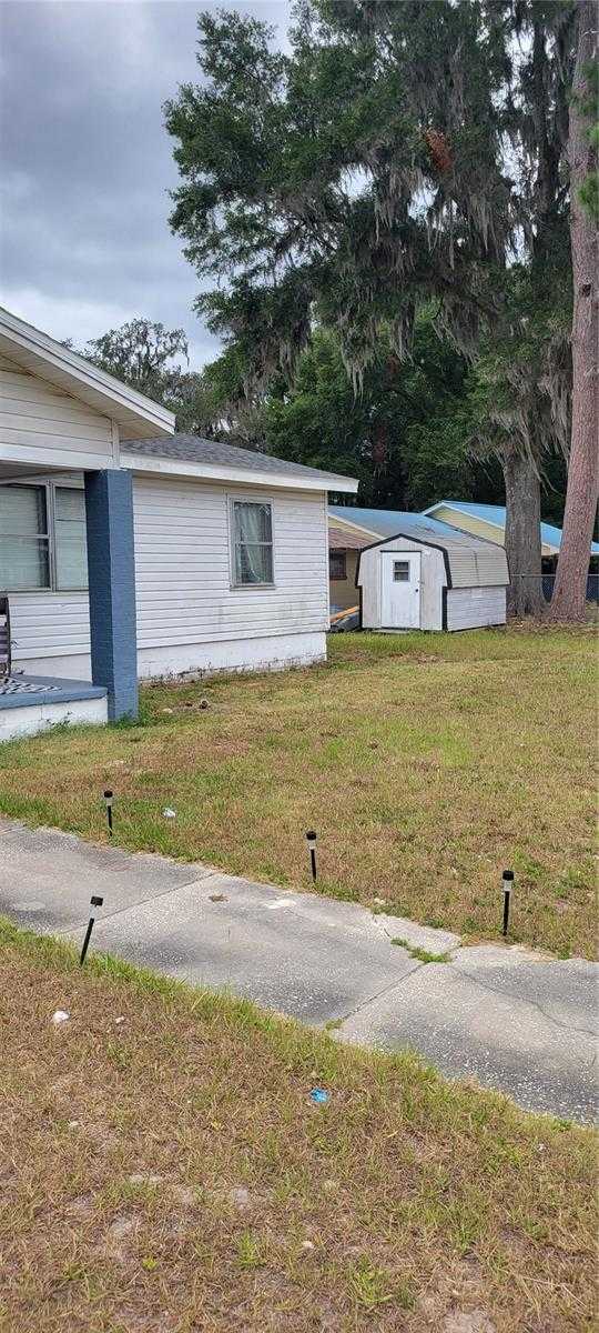 photo 3: 117 SE MONTGOMERY PLACE, LAKE CITY FL 32025