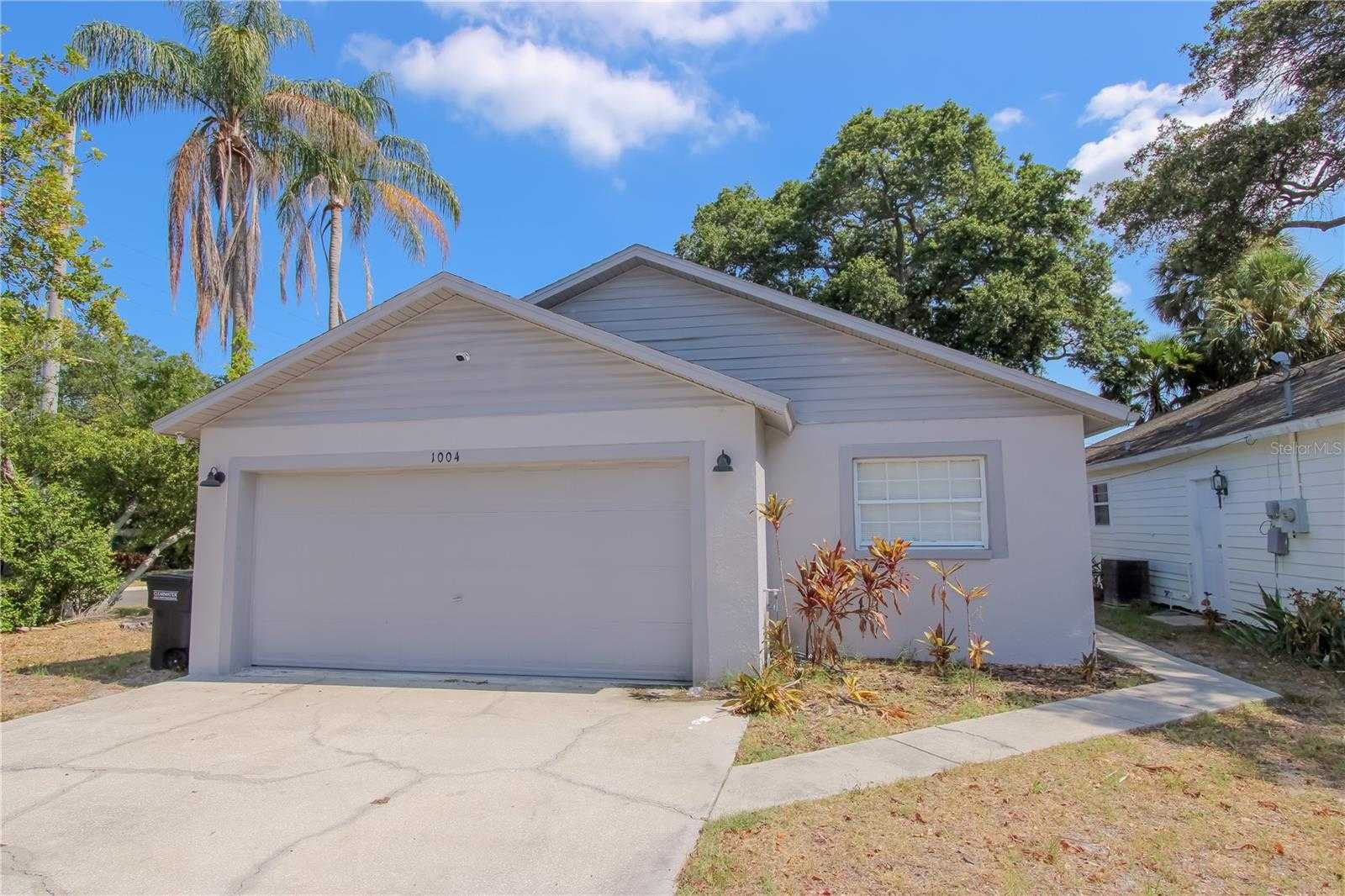 photo 1: 1004 OSAGE STREET, CLEARWATER FL 33755