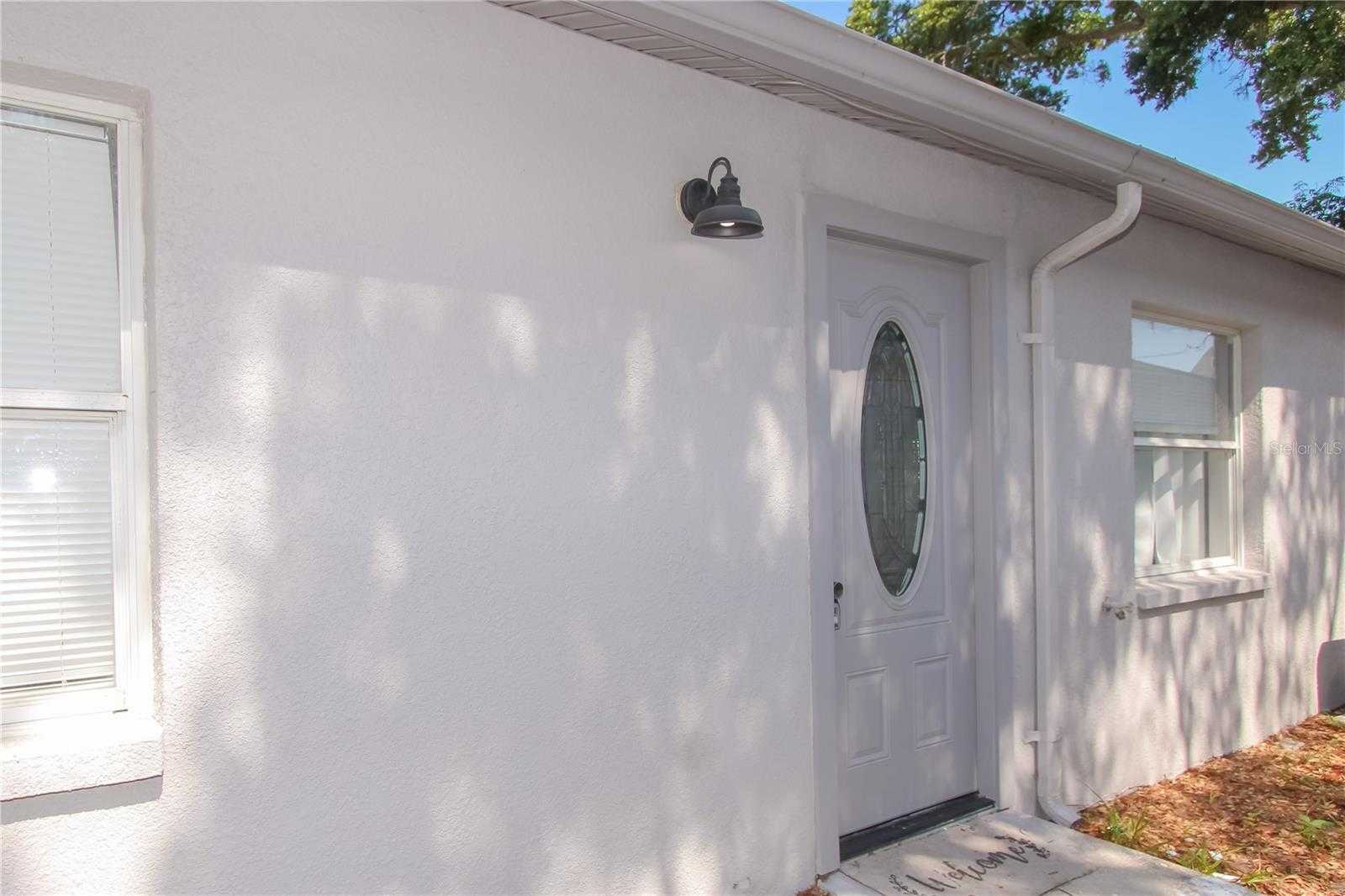 photo 2: 1004 OSAGE STREET, CLEARWATER FL 33755