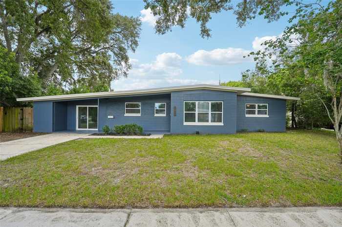 photo 2: 6328 MACKENZIE STREET, ORLANDO FL 32807