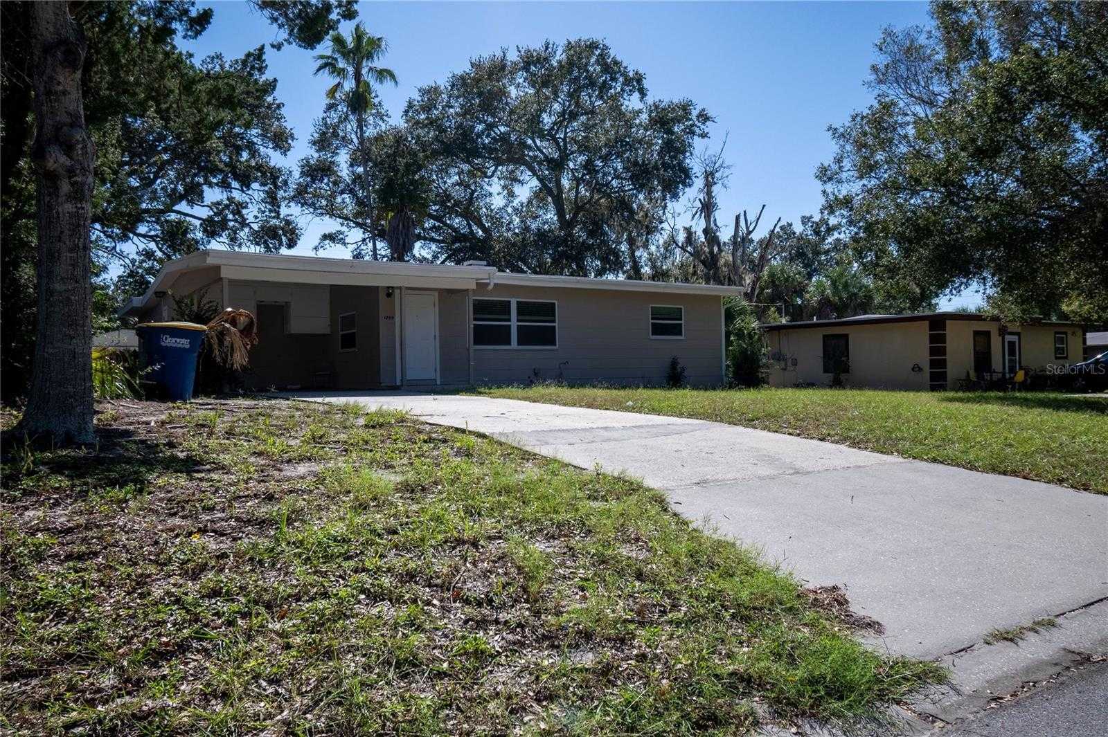 photo 2: 1349 WOODBINE STREET, CLEARWATER FL 33755