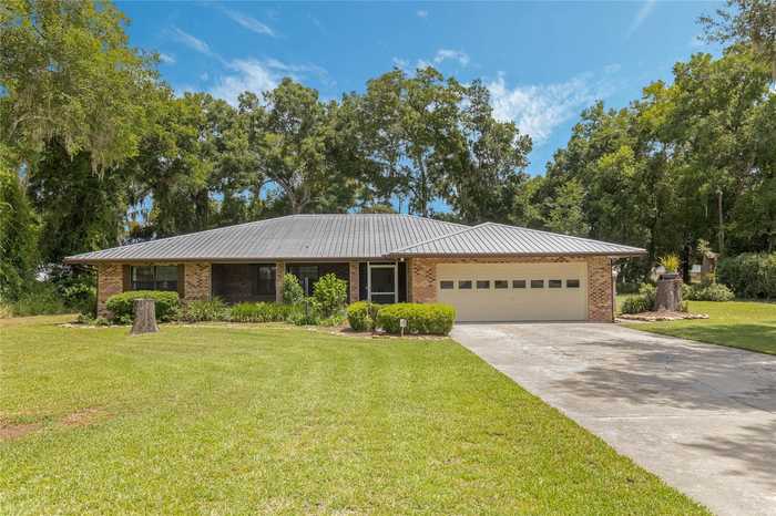 photo 1: 17819 PALM STREET, UMATILLA FL 32784