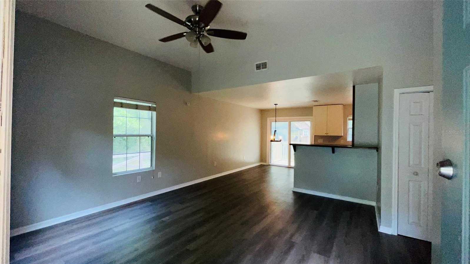 photo 2: 15530 NE 12TH STREET, WILLISTON FL 32696