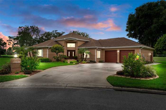 photo 1: 10044 TWELVE OAKS COURT, WEEKI WACHEE FL 34613