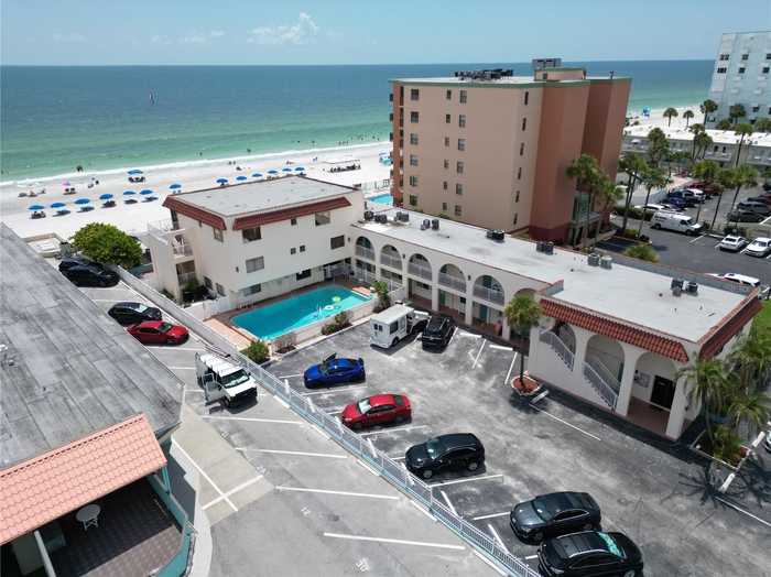 photo 2: 17300 GULF BOULEVARD Unit 9, NORTH REDINGTON BEACH FL 33708