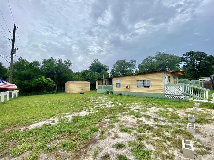 photo 2: 27945 VEVA AVENUE, PAISLEY FL 32767