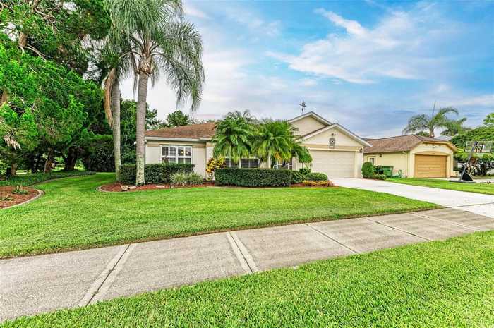 photo 2: 4606 9TH AVENUE E, BRADENTON FL 34208