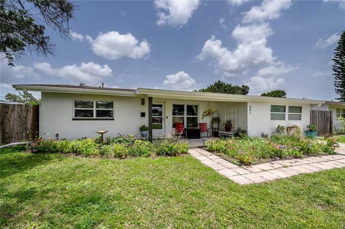 photo 1: 601 43RD AVENUE NE, SAINT PETERSBURG FL 33703