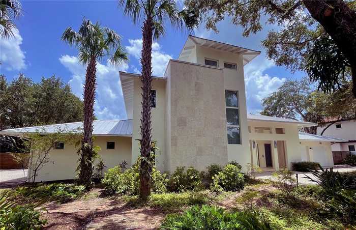 photo 1: 1724 PINE AVENUE, WINTER PARK FL 32789