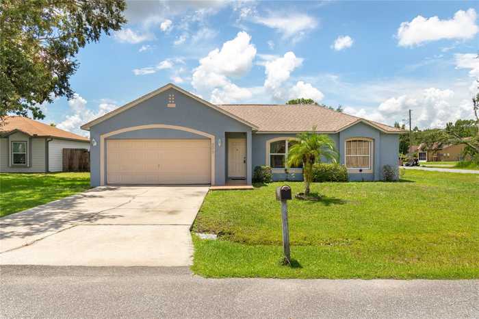 photo 2: 300 MORMANNO WAY, KISSIMMEE FL 34758