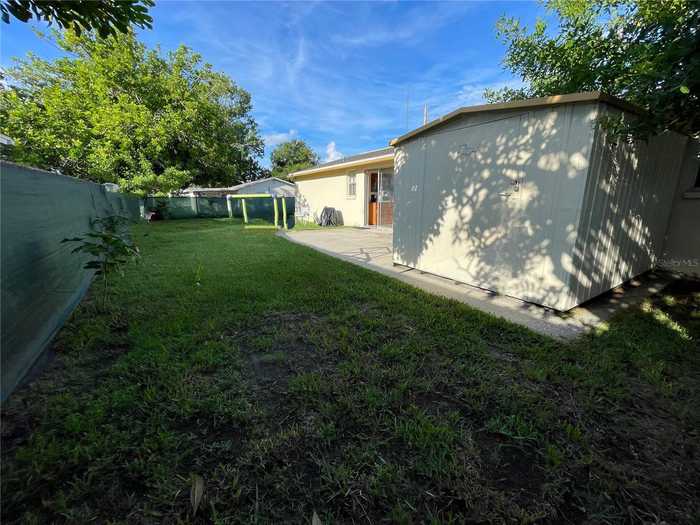 photo 2: 2120 CHATLIN ROAD, HOLIDAY FL 34691