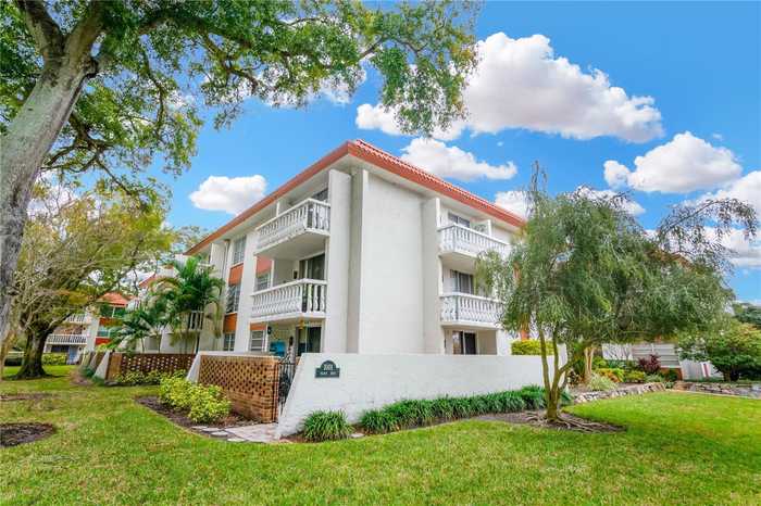 photo 2: 1001 PEARCE DRIVE Unit 311, CLEARWATER FL 33764