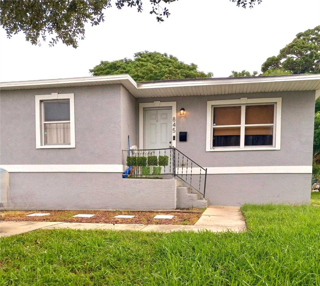 photo 1: 845 40TH AVENUE S, SAINT PETERSBURG FL 33705