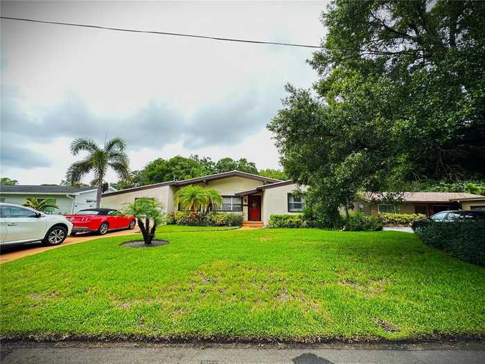 photo 1: 6529 RENALDO WAY S, SAINT PETERSBURG FL 33707