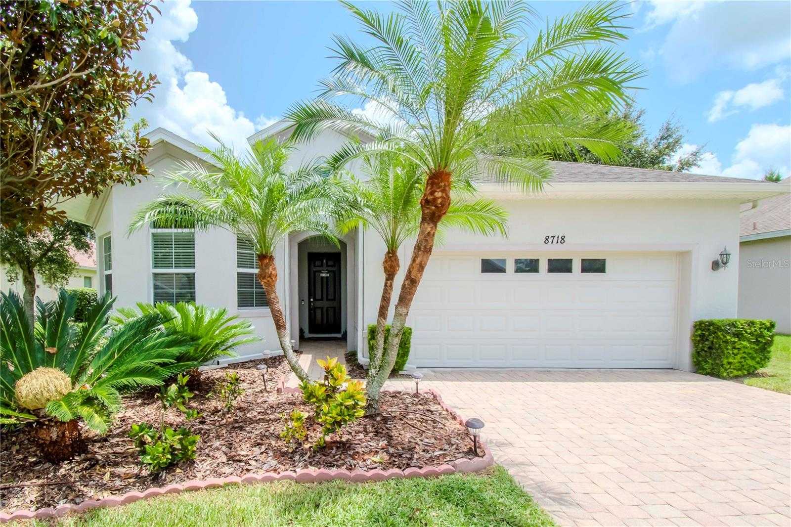 photo 3: 8718 PRESTON WOODS COURT, LAND O LAKES FL 34638