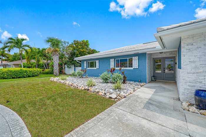 photo 2: 10038 S YACHT CLUB DRIVE, TREASURE ISLAND FL 33706