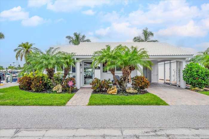 photo 1: 847 SPANISH DRIVE S, LONGBOAT KEY FL 34228