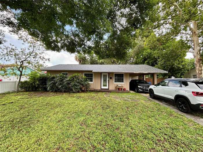 photo 2: 2301 22ND AVENUE W, BRADENTON FL 34205