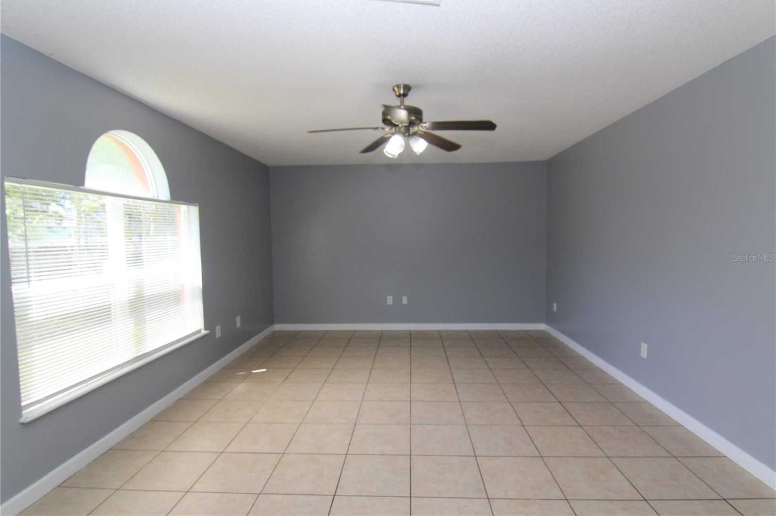 photo 3: 106 CHELTENHAM PLACE, KISSIMMEE FL 34758