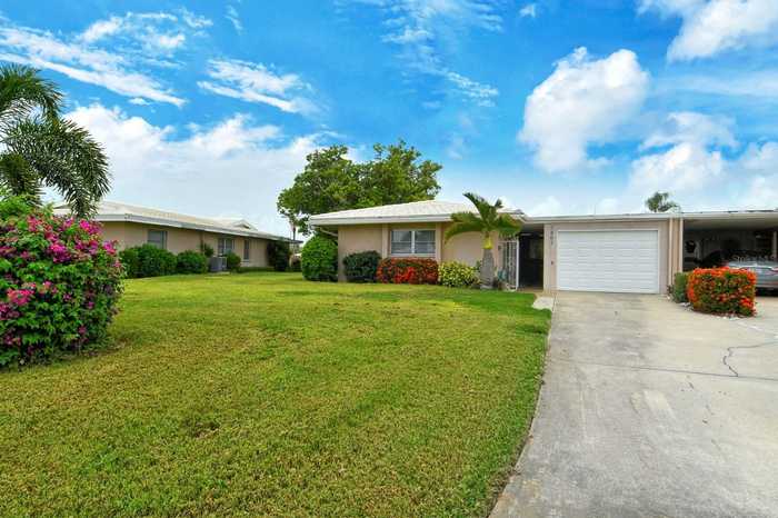 photo 2: 3267 SUFFOLK LANE Unit 519, SARASOTA FL 34239