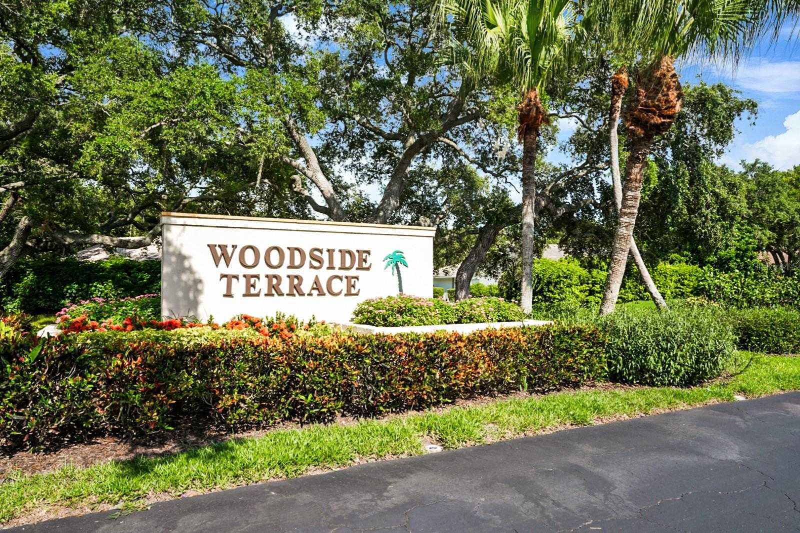 photo 3: 7177 N WOOD CREEK DRIVE NW Unit 7, SARASOTA FL 34231